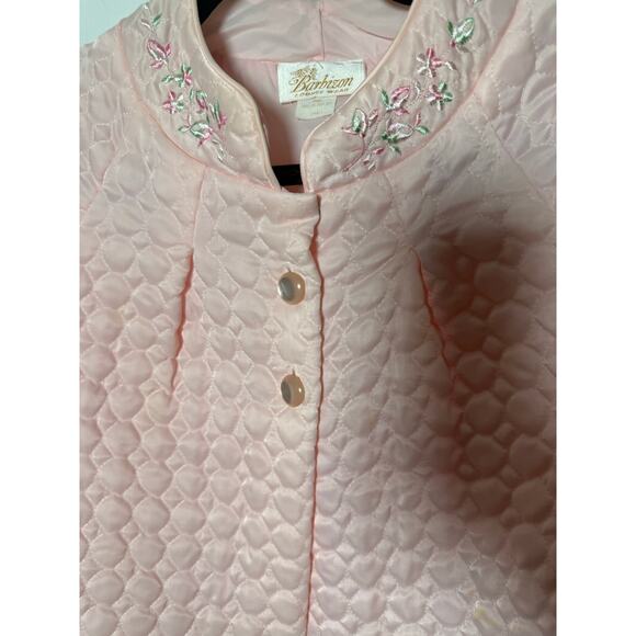 Vintage 40s/50s Barbizon Pastel Pink Quilted Flower Embroidered Bed Jacket Small - Picture 6 of 8